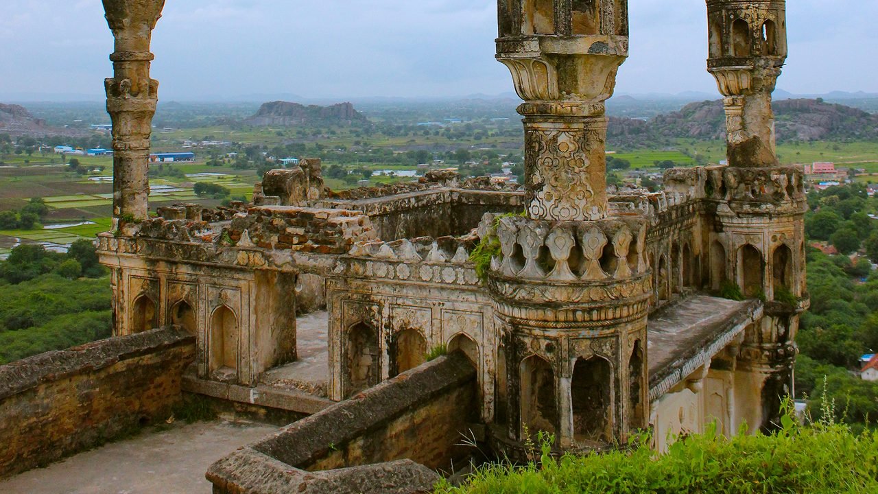 Hyderabad To Karimnagar Cab - Rishi Maharshi Cabs